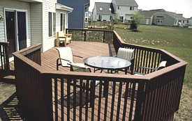 copyright by Leon A. Frechette/C.R.S., Inc. and Mike Mangan, trex, try trex for decks, build a deck with trex, building a deck with trex, deck construction with trex, construct a deck using trex, constructing a deck with trex, building decks, building a deck